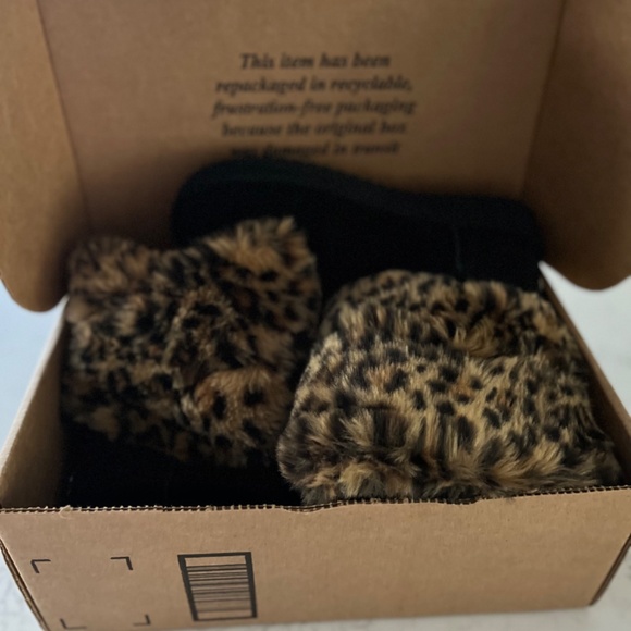 Ugg boots Koolaburra size 6 - Picture 3 of 6